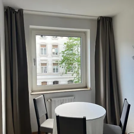 Apartament Tmj 1 Düsseldorf