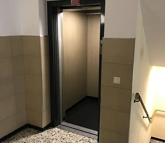 Apartament Tmj 1 Düsseldorf